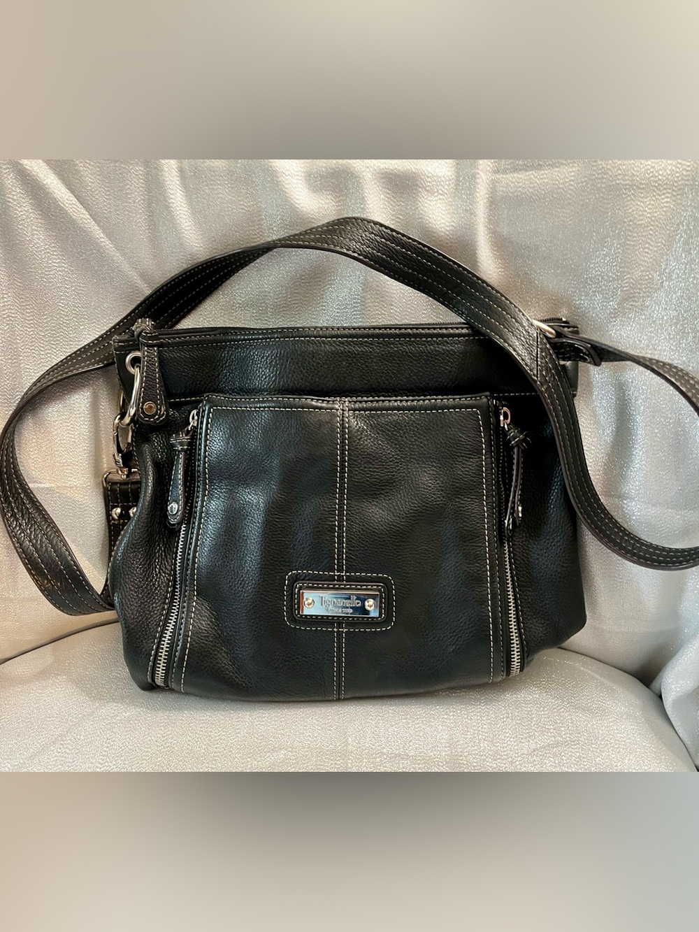 Tignanello Black Pebbled Leather Crossbody Shoulder Bag Many Compartments